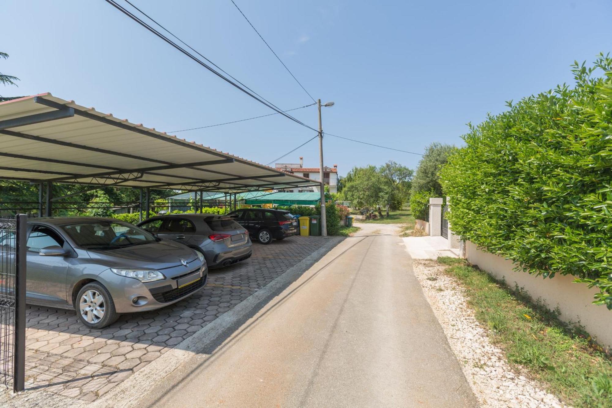 Marea 3 Mit Pool Und Meerblick Apartmán Porec